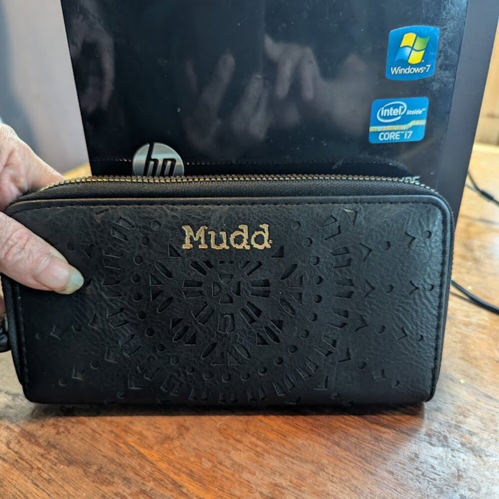 Mudd Black Wristlet